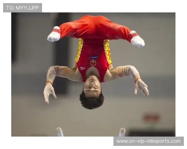体操运动员空翻高度极高