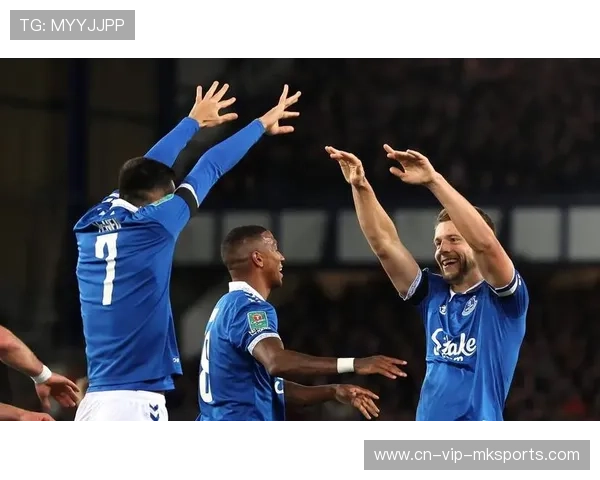 伯恩利穆里奇长传很稳 伯恩利穆里奇长传很稳